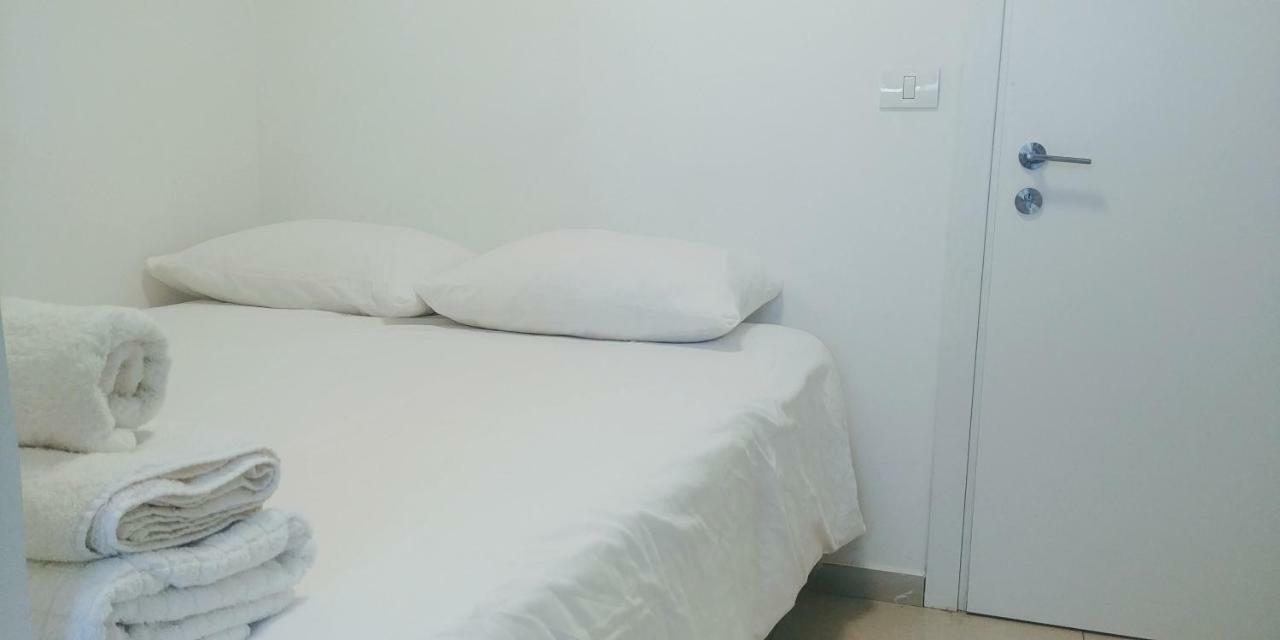 Dizengoff Penthouse Boutique Hostel Tel Aviv Quarto foto